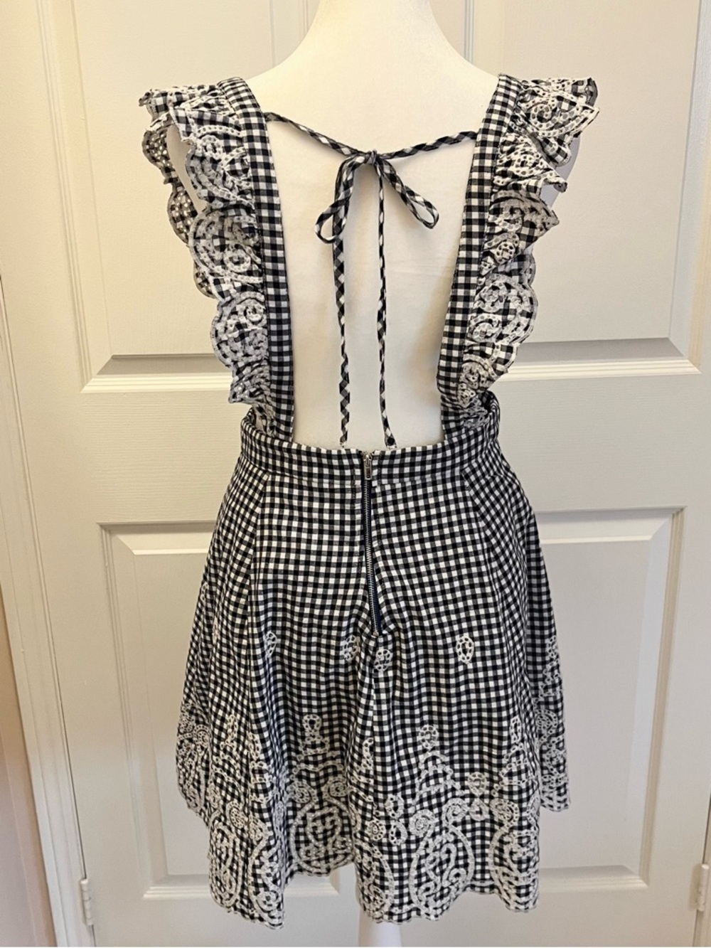 Forever 21 Navy White Gingham Embroidered Mini Dress Size M - Picture 4 of 11